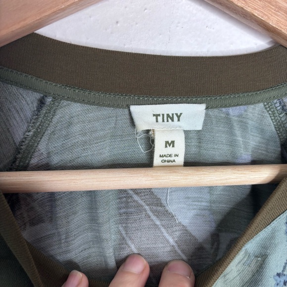 Anthropologie TINY Ivy Blouse Drawstring Bottom Green Size M EUC - Picture 8 of 12